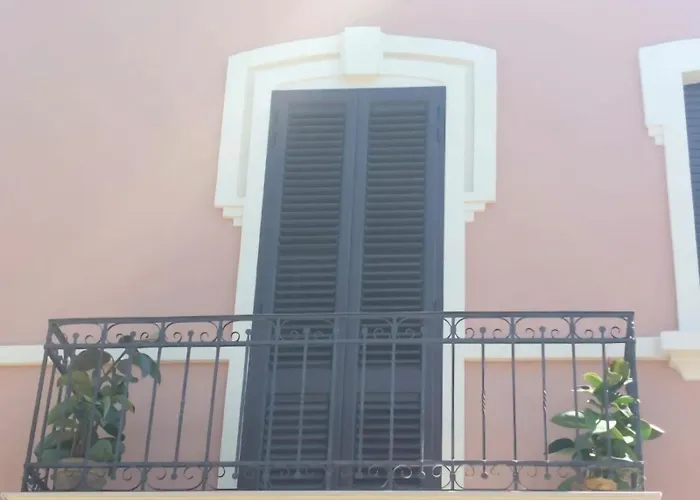 Domus Vittoria Guest house Sannicola